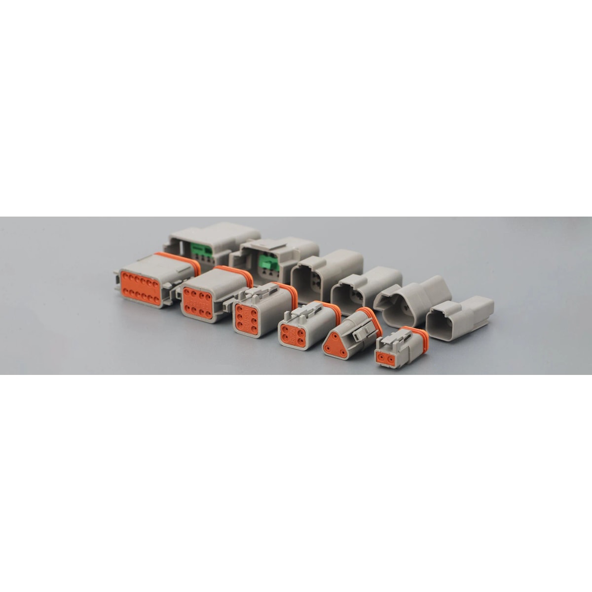 Connector Contacts, Seals and Accessory Kit